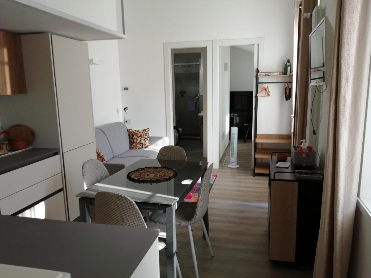 Stefania'S Corner, Apartment In Bergamo Luaran gambar
