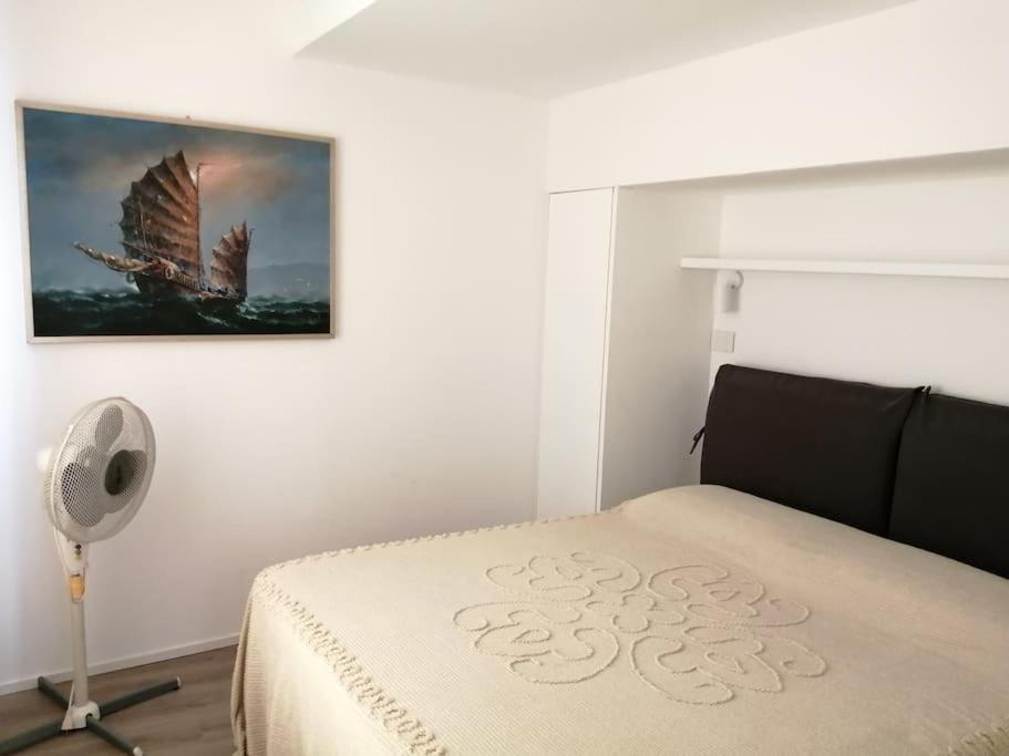 Stefania'S Corner, Apartment In Bergamo Luaran gambar