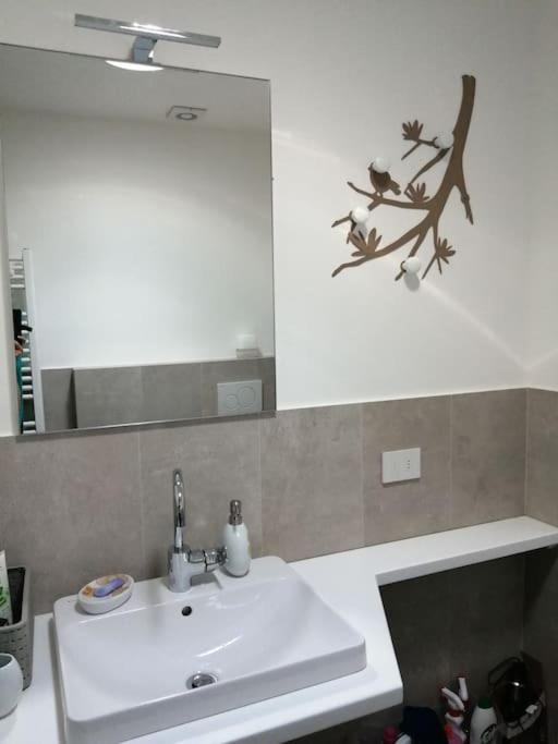 Stefania'S Corner, Apartment In Bergamo Luaran gambar